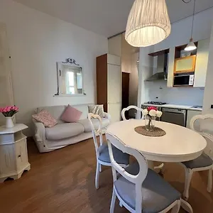 https://i-homes-vintage-accursio.italymilanhotels.net